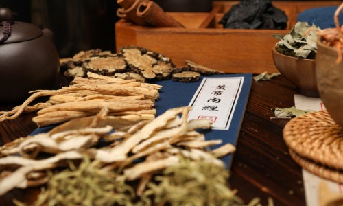 吃中药治肿瘤几天开始有效-中药吃久了好吗网-分享吃中药要忌口什么，吃中药要忌口什么知识库